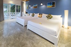 Family With Mountain View | Premium bedding, desk, iron/ironing board, rollaway beds