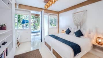 Deluxe Double Room | In-room safe, free WiFi, bed sheets