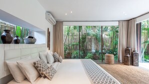 Villa – deluxe, 2 soverom | Safe på rommet, wi-fi (inkludert) og sengetøy