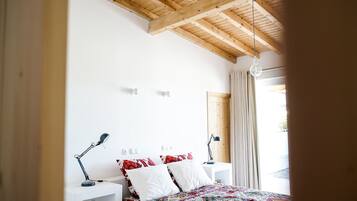 4 dormitorios, tabla de planchar con plancha, wifi gratis y ropa de cama