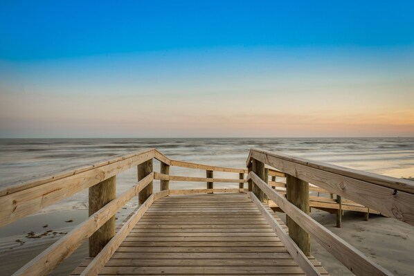 Beach nearby, sun loungers