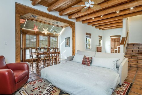 Walk to Plaza, A/C, Deck, Fireplace, Close to Ski