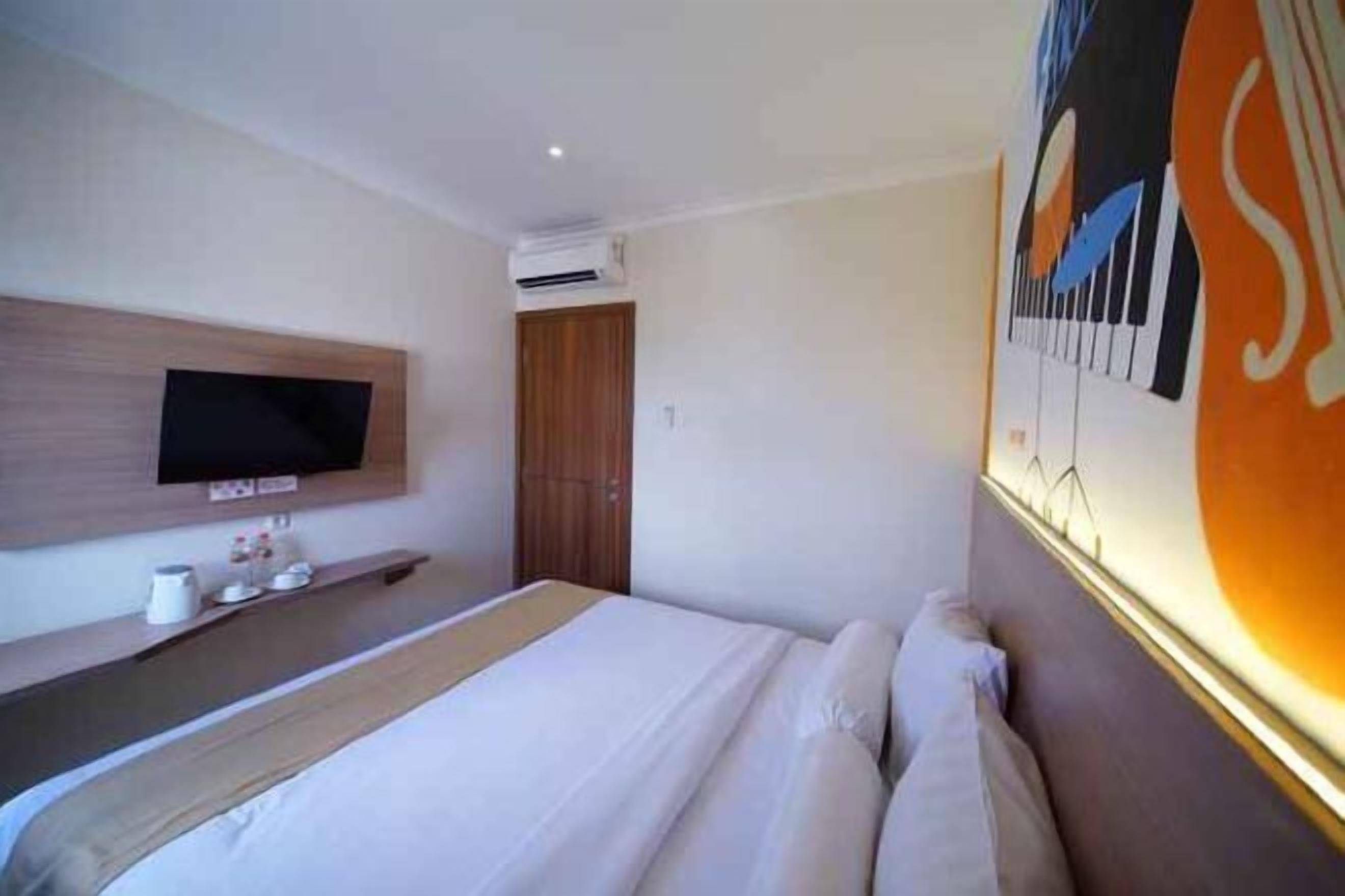 Soundproofing, free WiFi, bed sheets, wheelchair access