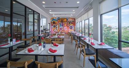 Front One Hotel Tulungagung