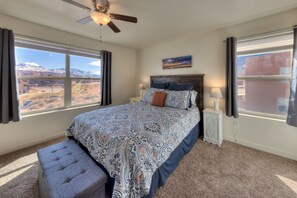 2 bedrooms, free WiFi, bed sheets - Beautiful townhome with stunning views, two master suites, sleeps 6 (Moab)