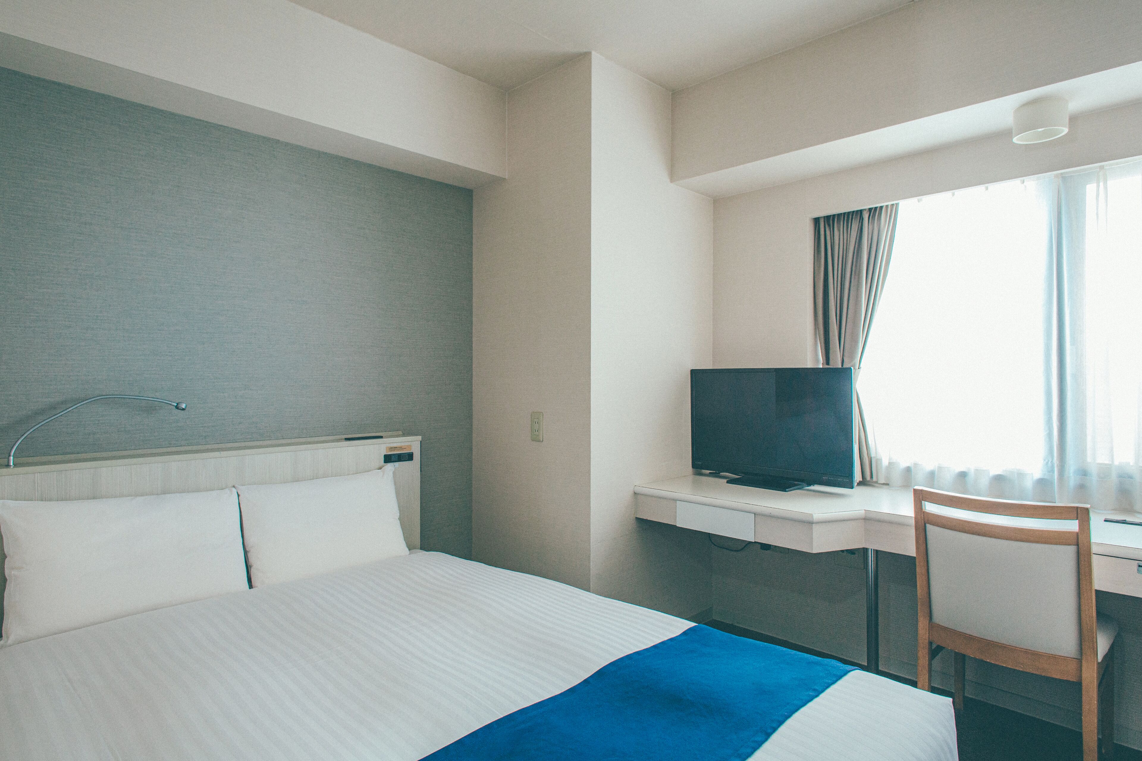 standard double room | desk, free wifi, bed sheets