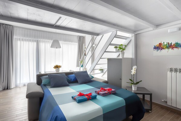 1 chambre, fer et planche à repasser, accès au Wi-Fi (inclus)