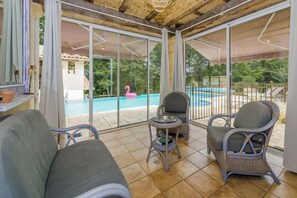 Piscine extérieure, piscine chauffée