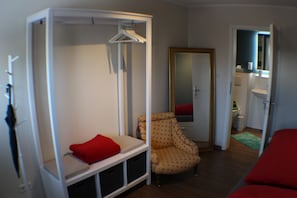 Apartment, Garden View (Blau) | Living area