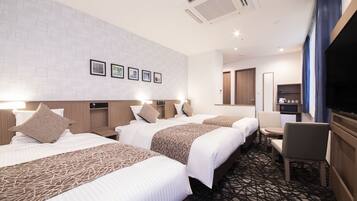 Standard Triple Room, Non Smoking | 1 bedroom, desk, free WiFi, bed sheets
