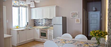 Family Apartment, 2 Bedrooms, Balcony, City View | Living area