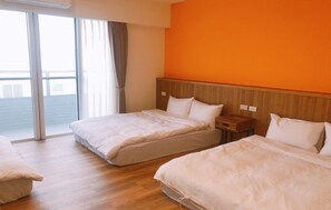 ห้องแฟมิลี่ (302) | Wi-Fi ฟรี, ผ้าปูที่นอน