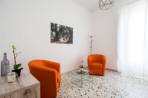 Apartment, 3 Bedrooms | Living room - Casa Maria (Monopoli)
