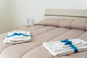 3 bedrooms, soundproofing, iron/ironing board, free WiFi - Casa Maria (Monopoli)