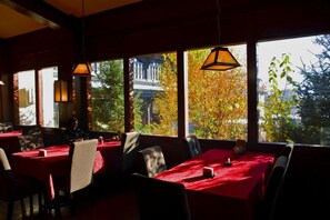 Restaurant - Songtsam Lodge Shangri-La (Deqin)