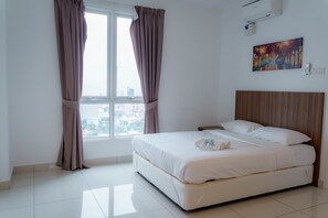 Desk, blackout curtains, iron/ironing board, free WiFi