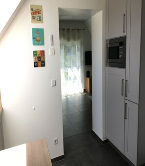 Apartment | Private kitchen | Fridge, microwave, oven, stovetop - Ferienwohnung Spreewaeldchen (Lübben (Spreewald))