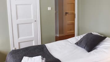 Single Room | Individually decorated, individually furnished, blackout curtains