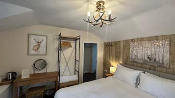 Comfort Room | Free WiFi, bed sheets