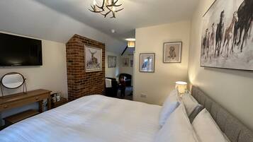 Superior Room | Free WiFi, bed sheets