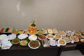 Buffetaamiainen