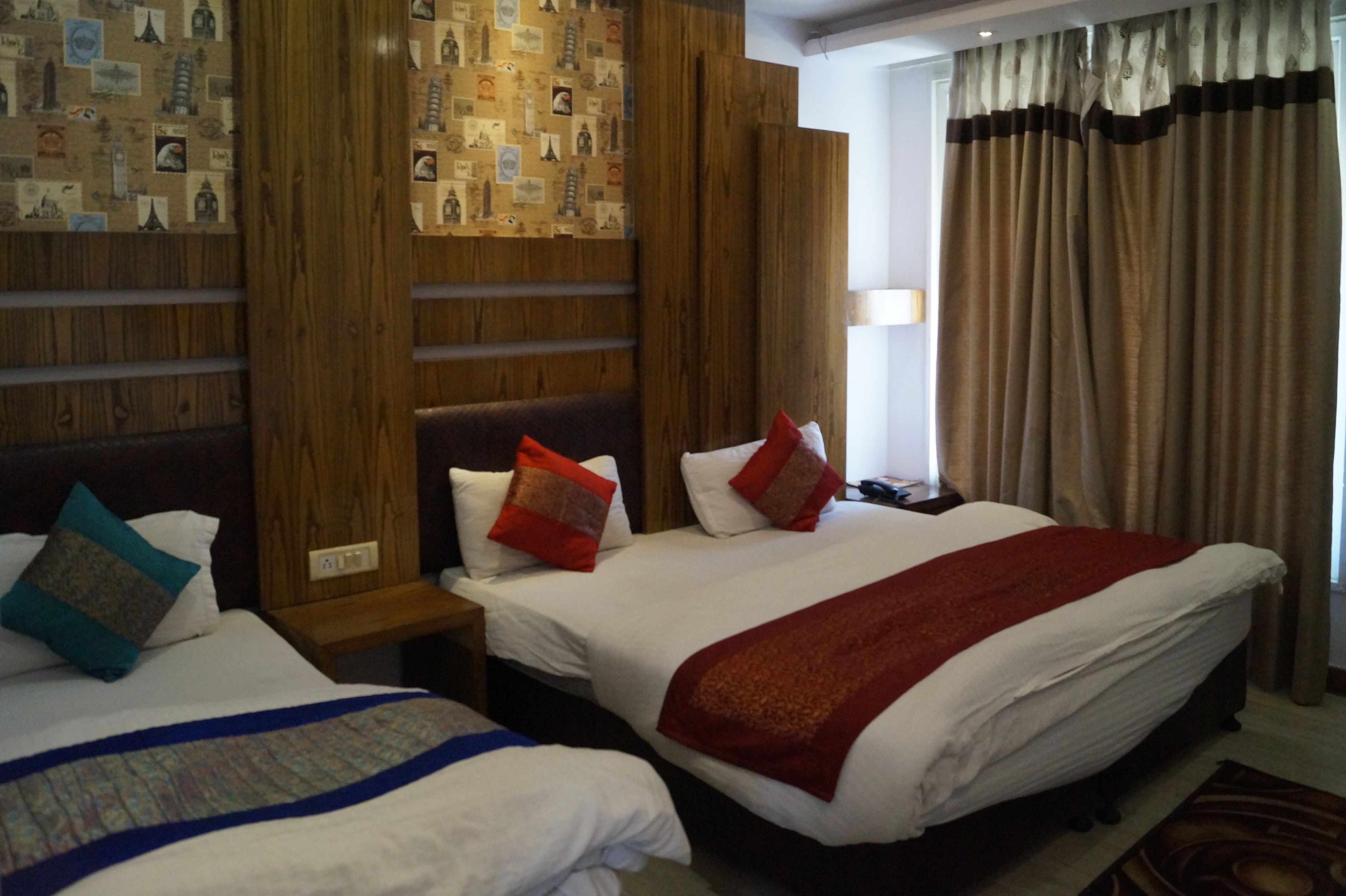 Foto - Hotel Ambience Just Near New Delhi Railway Station And Connaught Place