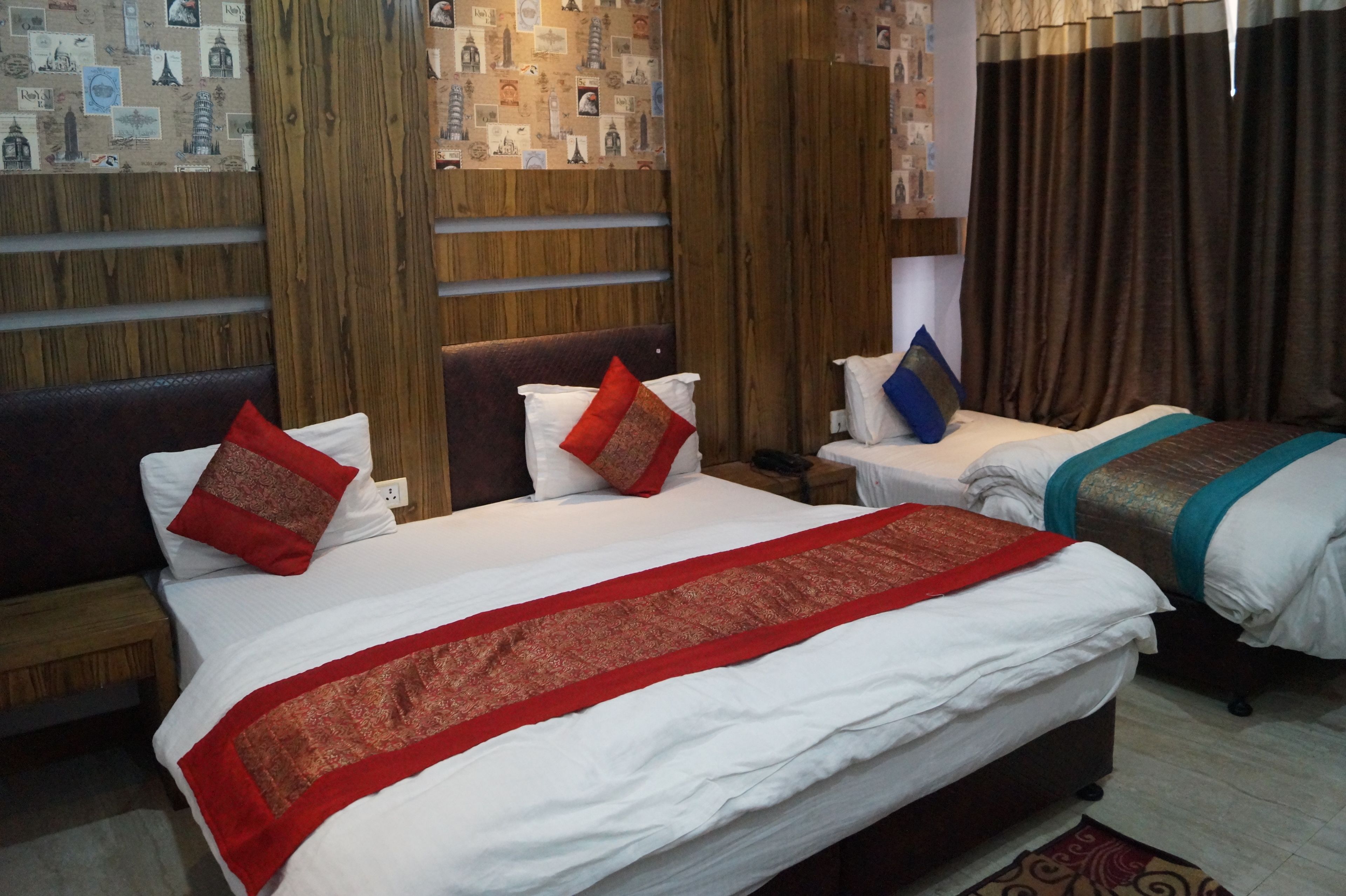 Foto - Hotel Ambience Just Near New Delhi Railway Station And Connaught Place