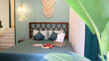 1 bedroom, free WiFi, bed sheets