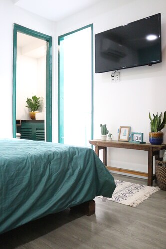 Sunny Room @ Saigon Xinchao Hostel @ près du marché de Ben Thanh