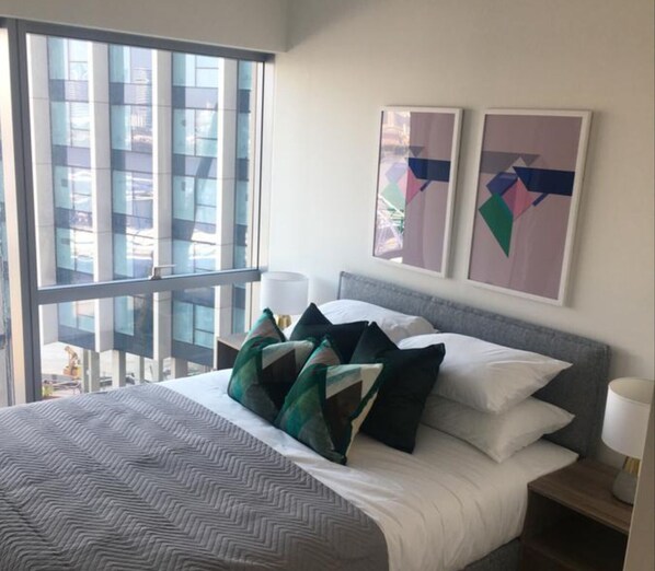 2 bedrooms