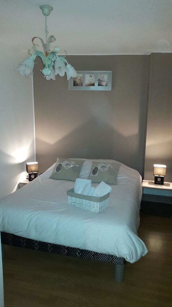 Appartement (Capucine) | Chambres insonorisées, lits bébé (gratuits)