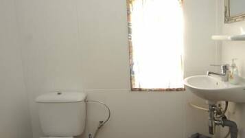 Dusche, Haartrockner, Seife