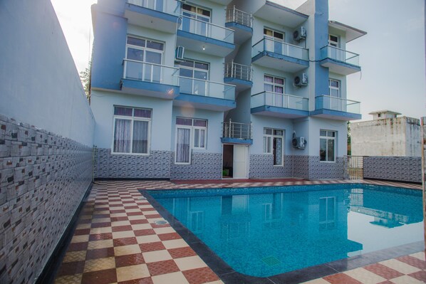 Utomhuspool