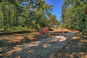 Children’s area - Wonderful private villa for 10 people with WIFI, private pool, TV, veranda and panoramic view (San Pancrazio)