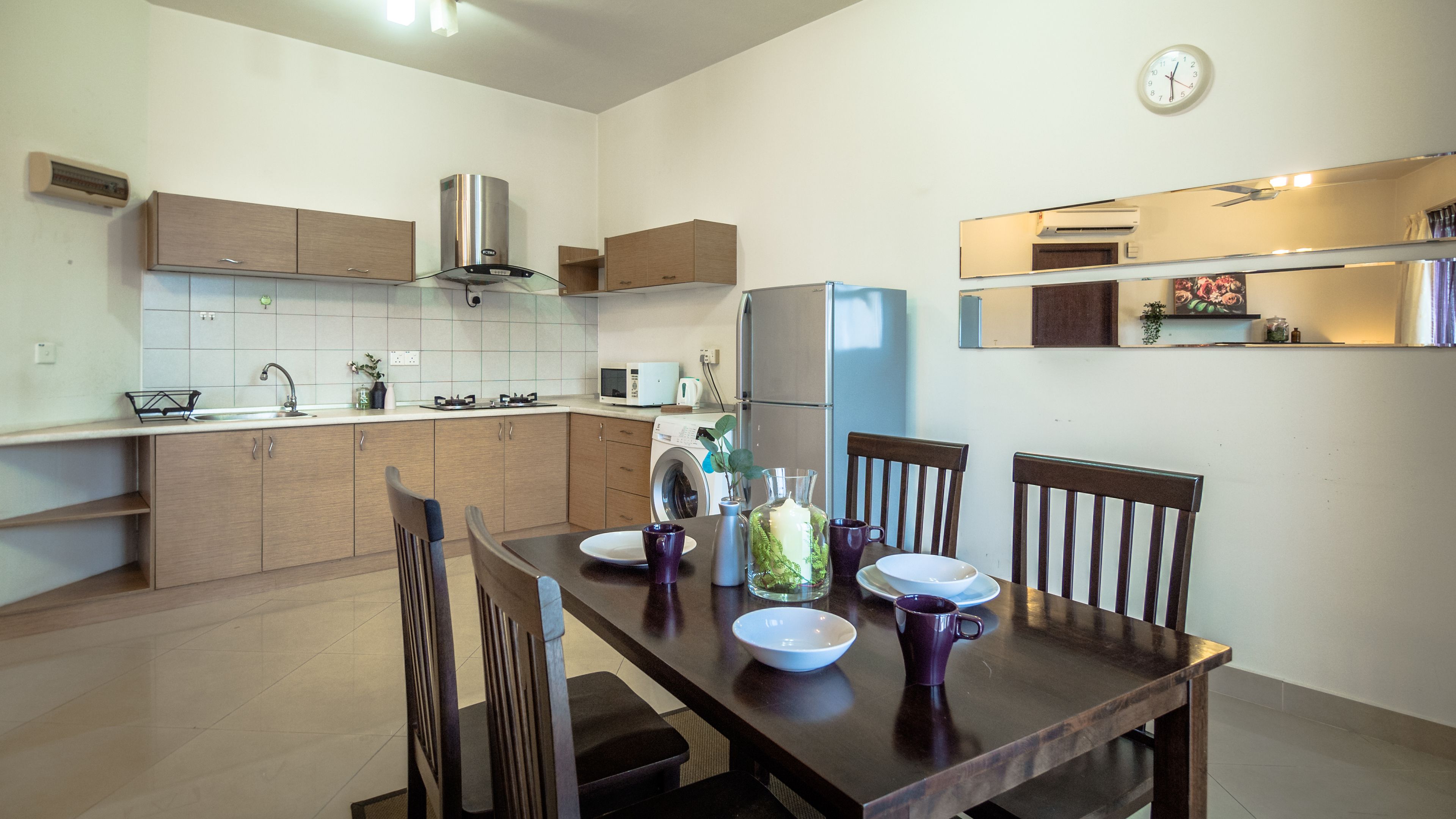 Khu vực ăn uống tại phòng