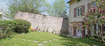 Belle maison particuliĂšre avec jardin clos