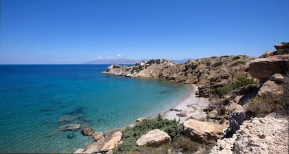 Villa Aphrodite · Villa élégante, vue mer, rénovation design