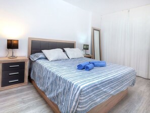 2 Schlafzimmer, Reisekinderbett, kostenloses WLAN