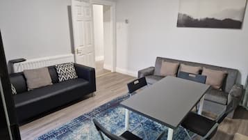Apartment | Living area | 30-inch flat-screen TV with digital channels, TV