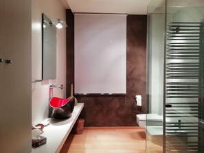 Bidee, saippua, sampoo