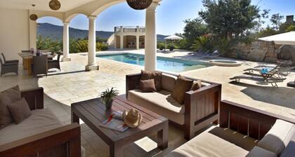 Villa in Sainte-Maxime with Private Pool