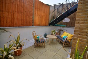 Deluxe-Apartment, 2 Schlafzimmer, Terrasse | Terrasse/Patio