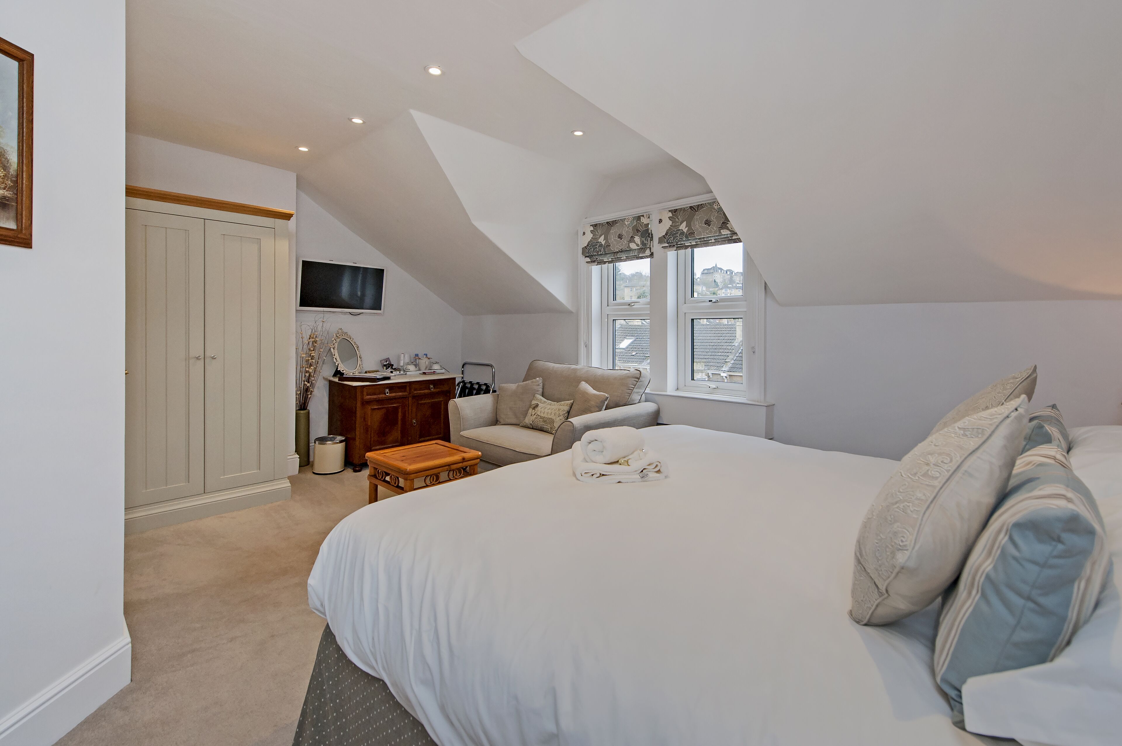 Bramley | Iron/ironing board, free WiFi, bed sheets