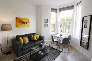 奢华公寓, 1 间卧室 (Flat 1) | 客厅 | 液晶电视、Netflix
