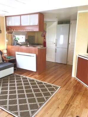 Interior - Picturesque Bungalow with its private park on a natural property of 15 Ha. (Vielle-Tursan)