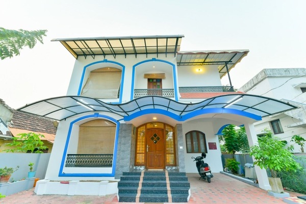 Front View. Can park 2 sedan cars, Kids can do bicycling. Enjoy sunshine & rain