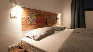 2 slaapkamers, een strijkplank/strijkijzer, reisbedje, gratis wifi