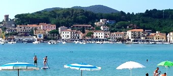☆CASA FRANCO ☆Historic House In Marina Di Campo, In the Old Town.
