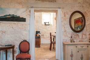 Apartment, 1 Schlafzimmer, Terrasse, Meerblick | Zimmerausstattung
