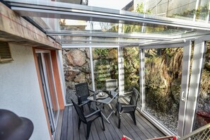 Room (Brandstadl) | Terrace/patio - Appartements Haus Schröder (Soell)